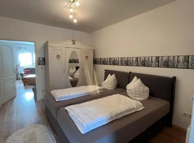 Gruene Mitte Διαμέρισμα Pullenreuth